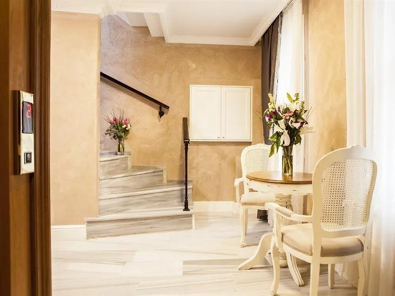 Meroddi Pera Flats Istanbul 0*,